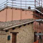 Ponteggio a Castelraimondo, Frazione Crispiero