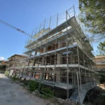 Ponteggi a San Severino Marche, Via Monte Cucco 7