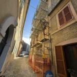 Impalcatura a Porto Potenza Picena, Vico Carradori