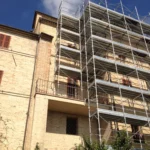 Ponteggi a Morrovalle, Via Mazzini