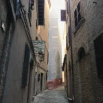 Ponteggi a Macerata, Piazza Cesare Battisti