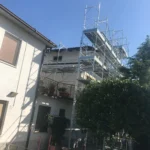 Ponteggi a Montefano, Via Don Minzoni