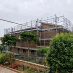 Montaggio impalcatura a Montefano, Viale della Repubblica
