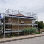 Montaggio impalcatura a Montefano, Viale della Repubblica