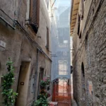 Impalcatura a San Severino, Via Lazzarelli