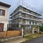 Ponteggi a Castelraimondo, Viale Piave, 15