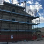 Ponteggi a Monte San Pietrangeli, Via San Rustico 2